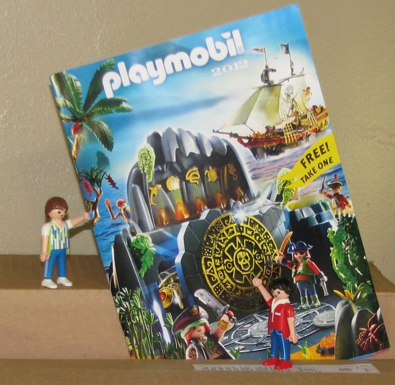 6220 Store With Awning